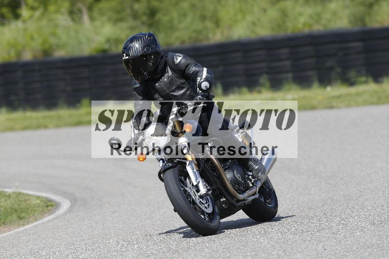 Archiv-2025/09 22.04.2025 Cornu Master School ADR/gruen-vert/23